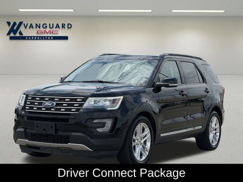 Used 2016 Ford Explorer XLT w/ Equipment Group 202A FWD image 5