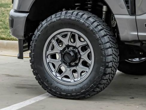 Used 2025 Ford F250 Platinum AWD/4WD image 65