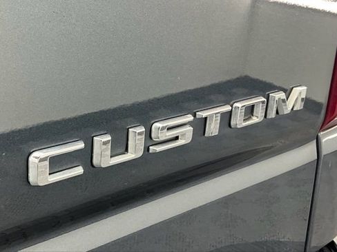 Used 2019 Chevrolet Silverado 1500 Custom w/ Custom Value Package image 20