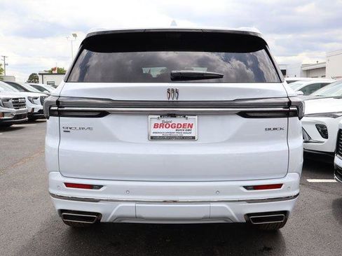 New 2026 Buick Enclave Avenir AWD/4WD image 6