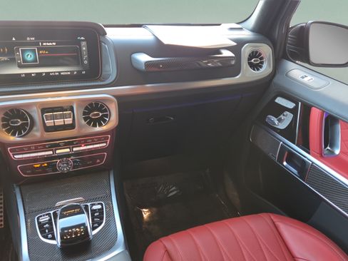 Used 2022 Mercedes-Benz G 63 AMG 4MATIC image 11