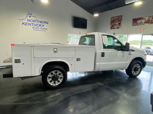 Used 2012 Ford F250 XL RWD image 2