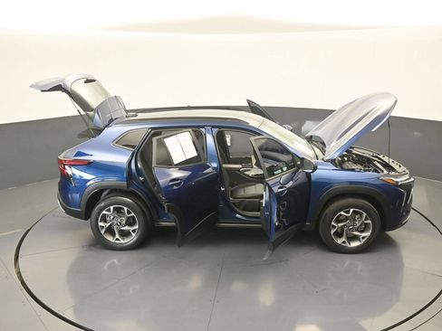 Used 2024 Chevrolet Trax LT FWD image 55
