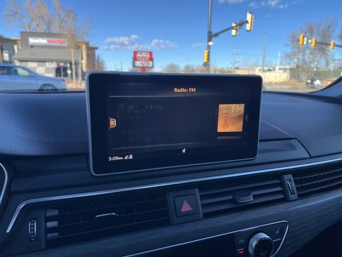 Used 2018 Audi A4 2.0T Premium Plus image 21