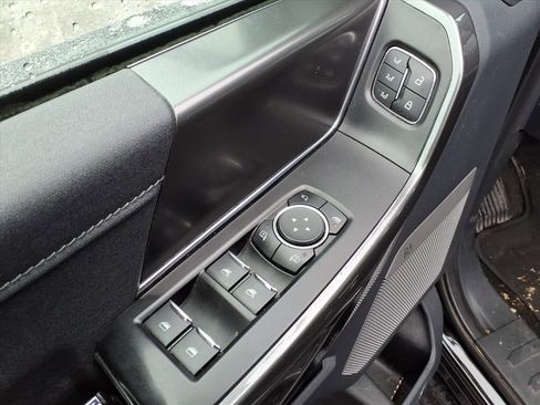 Used 2022 Ford F150 Lariat w/ Equipment Group 502A High image 13