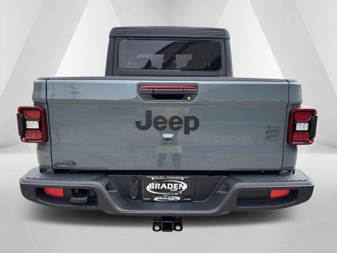 New 2026 Jeep Gladiator Willys image 6