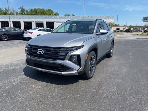 New 2026 Hyundai Tucson SEL FWD image 3