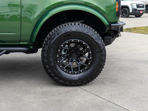 Used 2022 Ford Bronco Black Diamond image 37