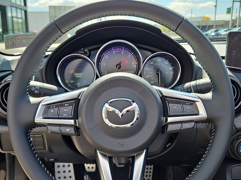 New 2026 MAZDA MX-5 Miata Sport w/ Interior Package RWD image 15