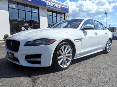 Used 2016 Jaguar XF R-Sport image 2