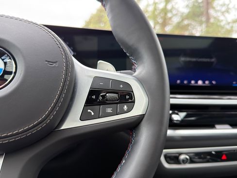 Certified 2024 BMW X7 M60i w/ Executive Package image 24