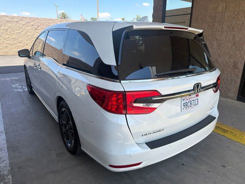 Used 2022 Honda Odyssey Elite image 6