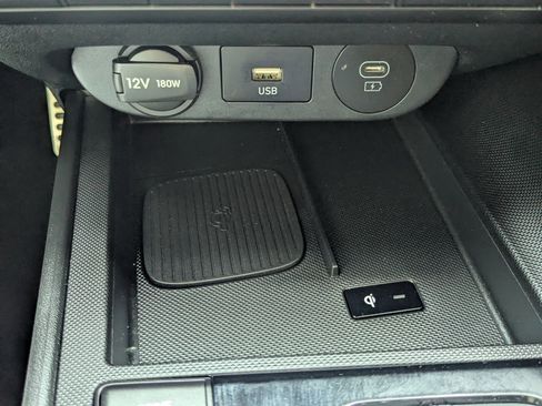 Used 2025 Hyundai Elantra Sport image 25