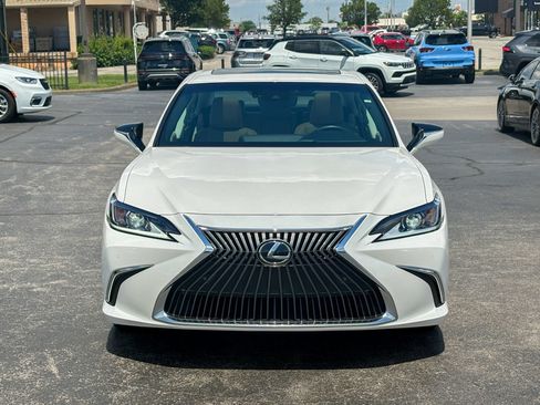 Used 2021 Lexus ES 350 w/ Premium Package FWD image 4