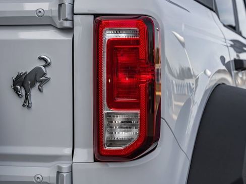 New 2026 Ford Bronco Big Bend w/ Black Diamond Package AWD/4WD image 11