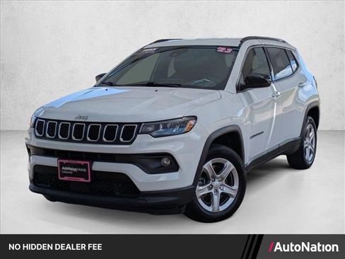 Used 2023 Jeep Compass Latitude AWD/4WD image 1