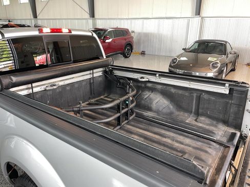 Used 2017 Nissan Frontier SV w/ SV Value Truck Package AWD/4WD image 22