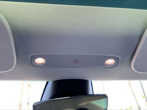 Used 2024 Tesla Model 3 Standard Range RWD image 31