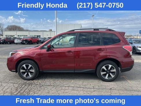Used 2017 Subaru Forester 2.5i Premium w/ All-Weather Package image 5