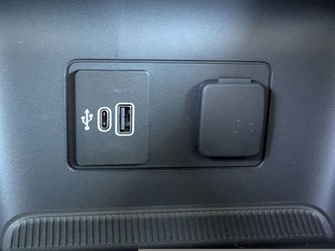 New 2026 Ford Explorer Active w/ Active Comfort Package image 26