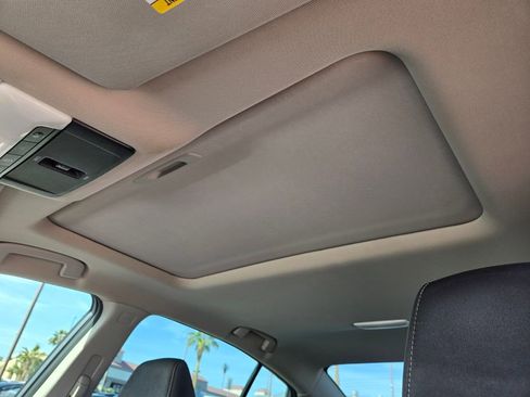 Used 2019 Nissan Altima 2.5 SV FWD image 11