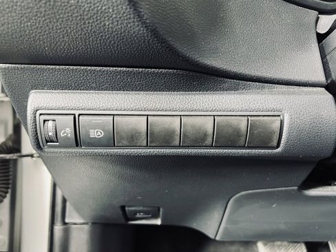 Used 2024 Toyota Corolla LE image 20