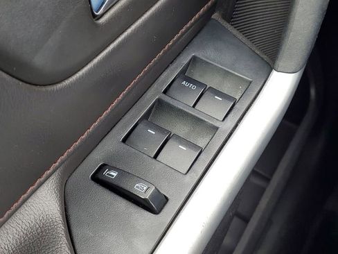 Used 2013 Ford Edge SEL image 15