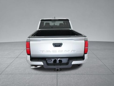 Used 2026 Toyota Tacoma SR5 RWD image 9
