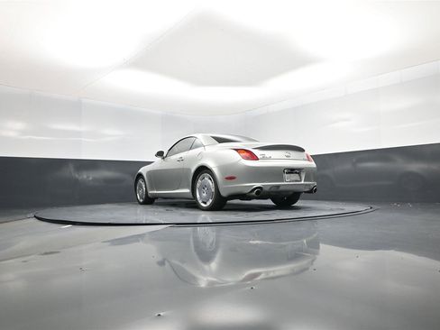 Used 2003 Lexus SC 430 Convertible image 12