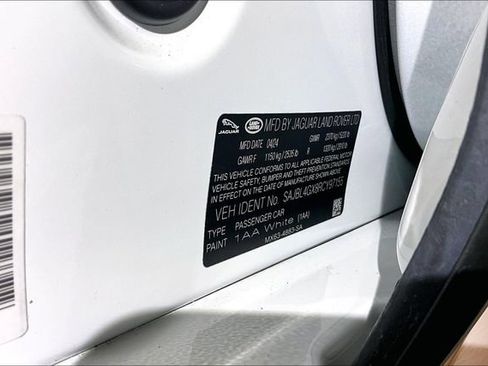 New 2024 Jaguar XF R-Dynamic SE image 11