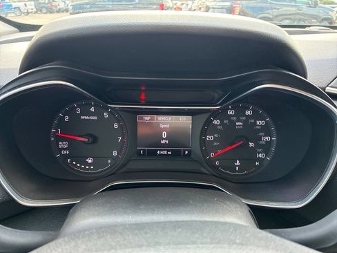 Used 2023 Chevrolet TrailBlazer LT FWD image 12