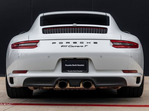 Certified 2018 Porsche 911 Carrera T RWD image 10
