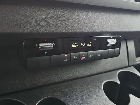 Used 2025 Mercedes-Benz Sprinter 2500 image 15