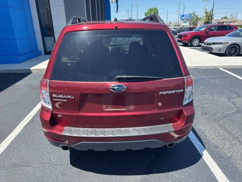 Used 2010 Subaru Forester 2.5X Limited AWD/4WD image 4
