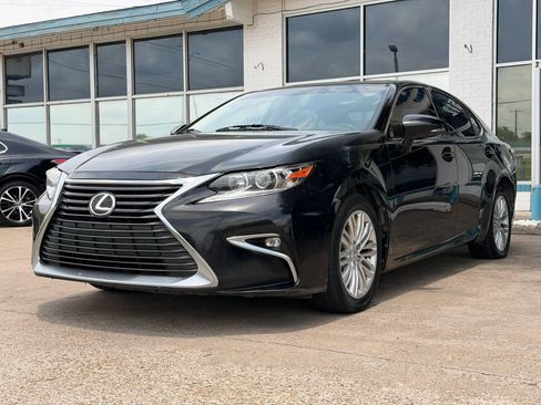 Used 2016 Lexus ES 350 w/ Accessory Package FWD image 7