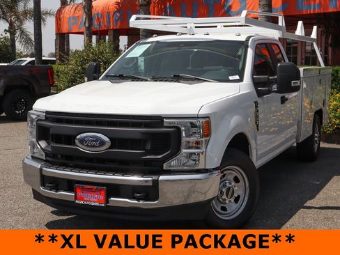 Used 2022 Ford F350 XL w/ Power Equipment Group image 4