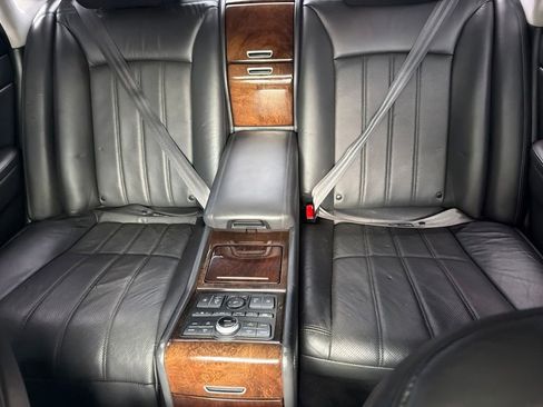 Used 2012 Hyundai Equus Ultimate RWD image 18