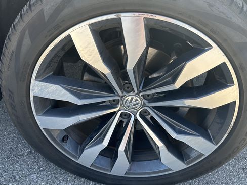 Used 2019 Volkswagen Atlas SEL Premium AWD/4WD image 15