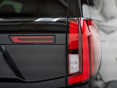 Certified 2025 Ford Expedition Tremor AWD/4WD image 8