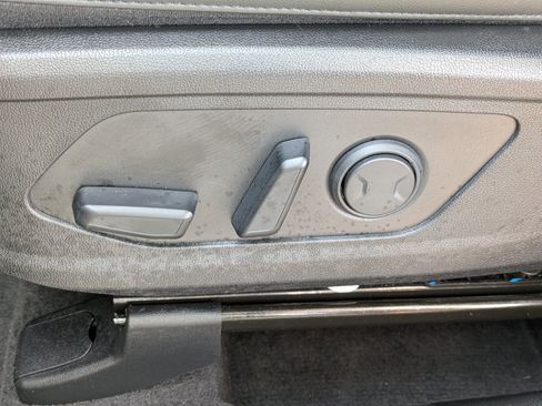 Certified 2023 Kia Sorento S w/ Panoramic Sunroof Package AWD/4WD image 17