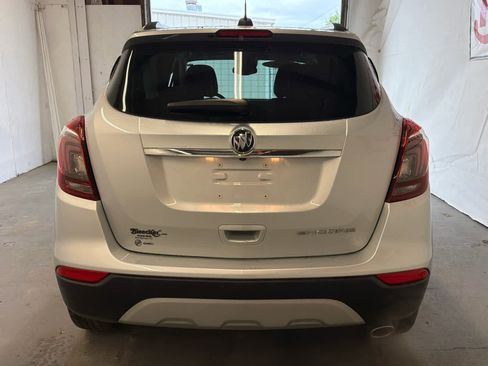 Used 2022 Buick Encore Preferred FWD image 6