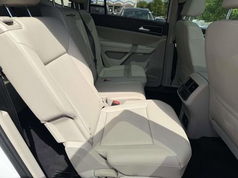 Used 2019 Volkswagen Atlas SEL R-Line AWD/4WD image 8