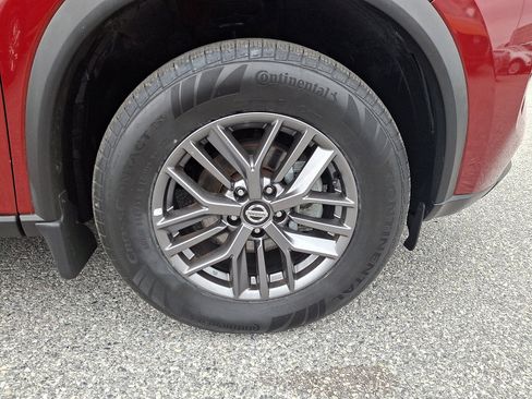 Certified 2021 Nissan Rogue S image 9