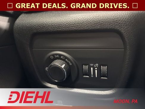 New 2025 Jeep Grand Cherokee Laredo X image 22