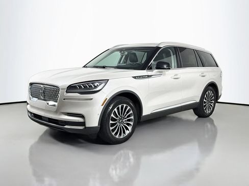 Used 2023 Lincoln Aviator Reserve w/ Equipment Group 201A RWD image 1