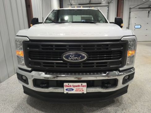 Used 2024 Ford F350 XL AWD/4WD image 3
