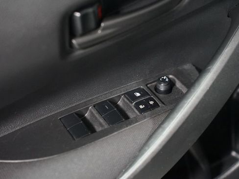 Certified 2023 Toyota Corolla LE image 28