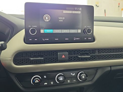 Certified 2025 Honda HR-V LX image 19