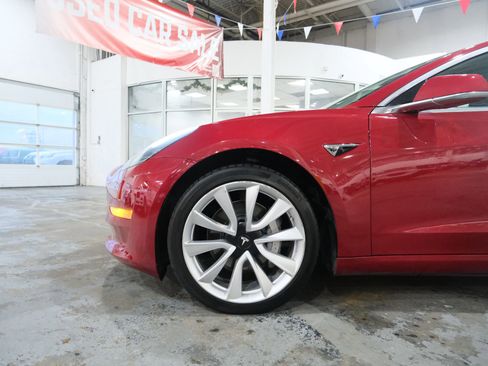Used 2019 Tesla Model 3 Long Range image 5
