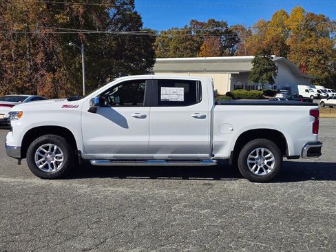 New 2026 Chevrolet Silverado 1500 LT image 18